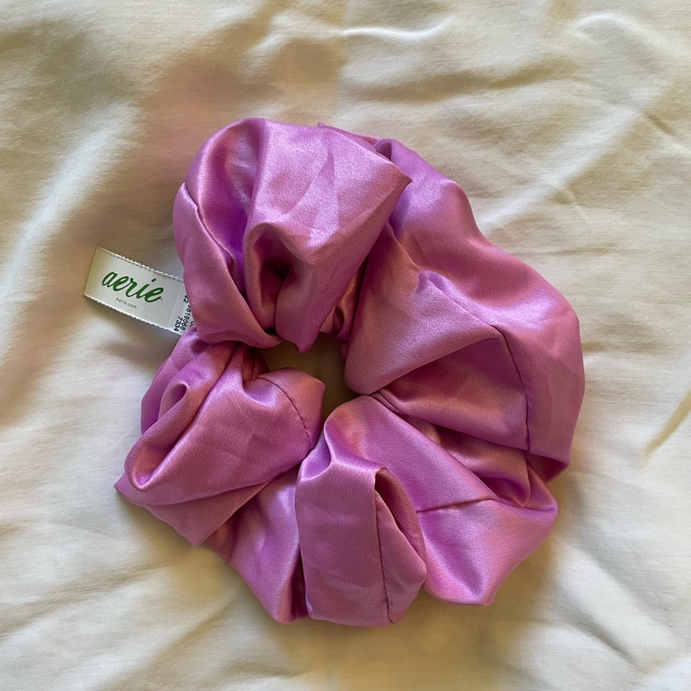 NWT Aerie oversized scrunchie in pink